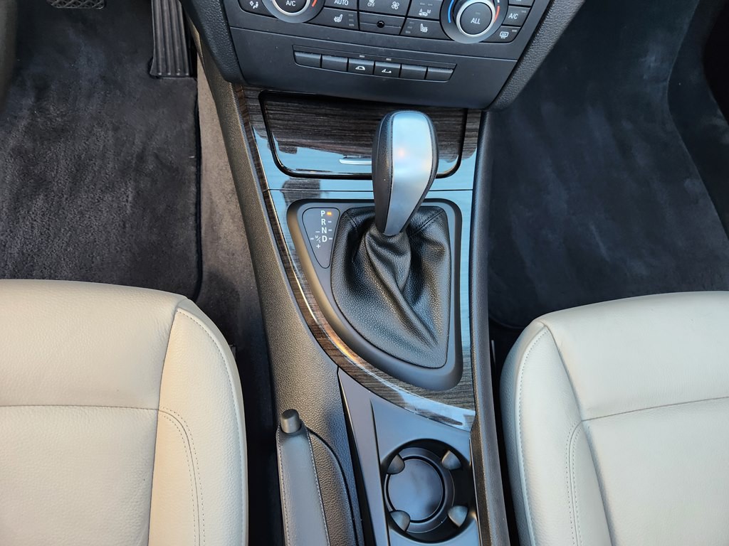 2013 BMW 1 Series Image 37