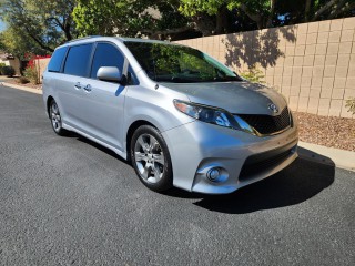 Image for 2014 Toyota Sienna SE 8-PASSENGER ID: 7275927