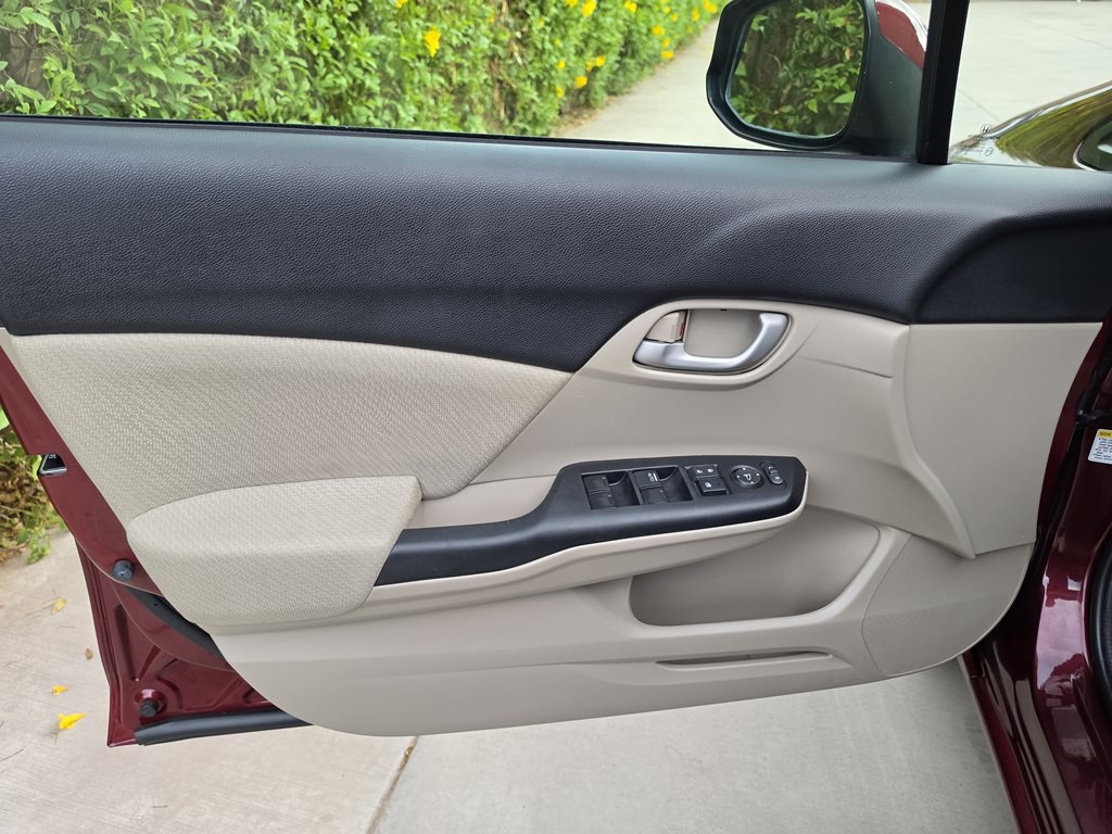 2013 Honda Civic Image 35