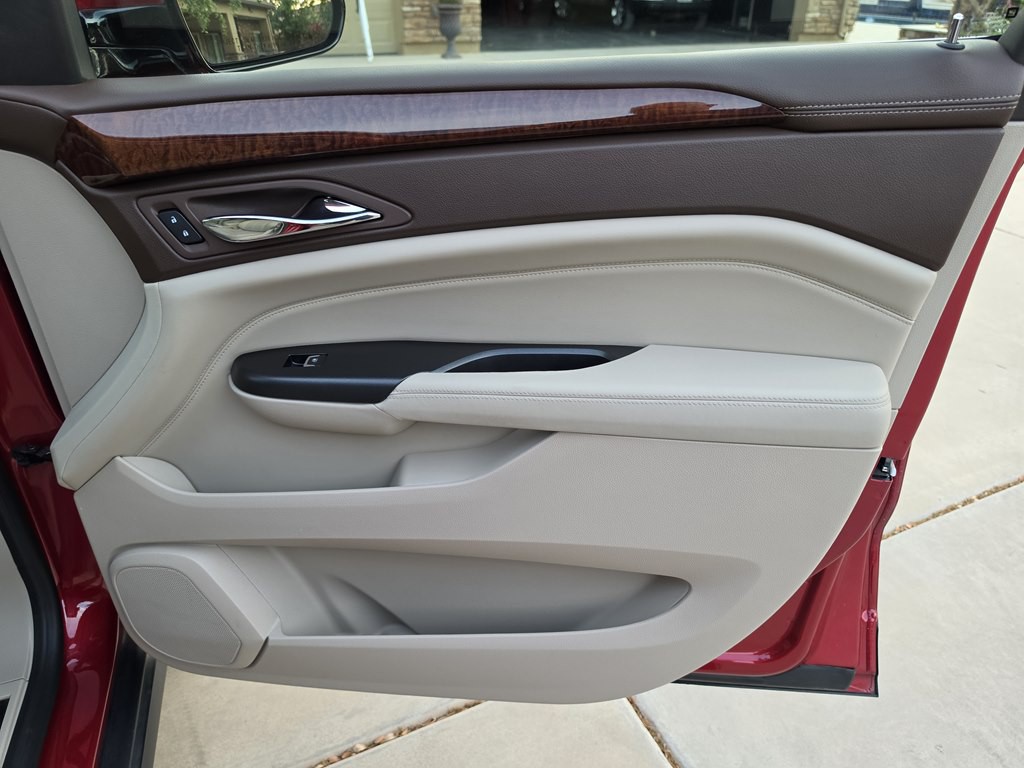 2016 Cadillac SRX Image 30