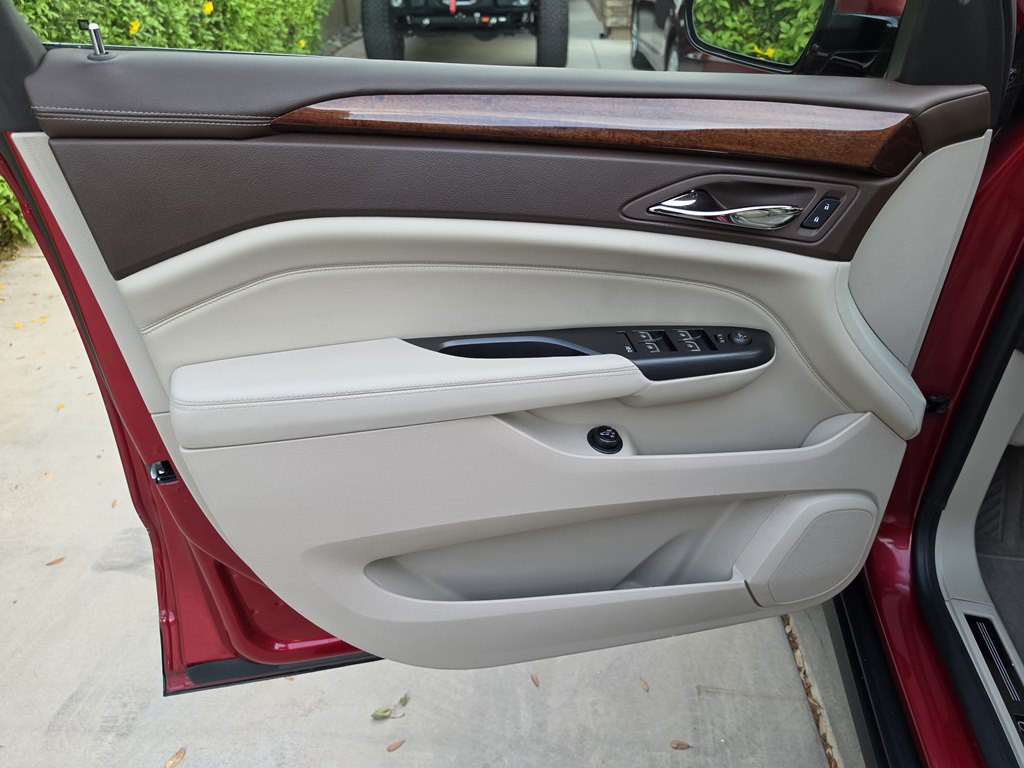 2016 Cadillac SRX Image 38