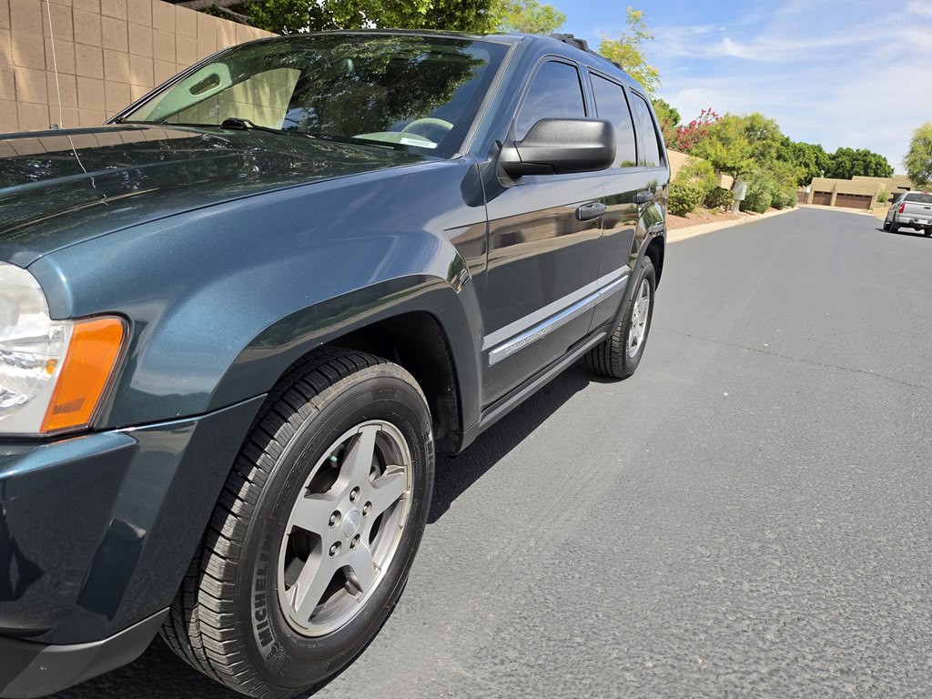 2005 Jeep Grand Cherokee Image 17