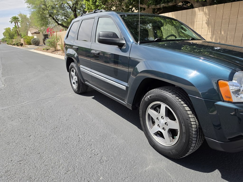 2005 Jeep Grand Cherokee Image 25