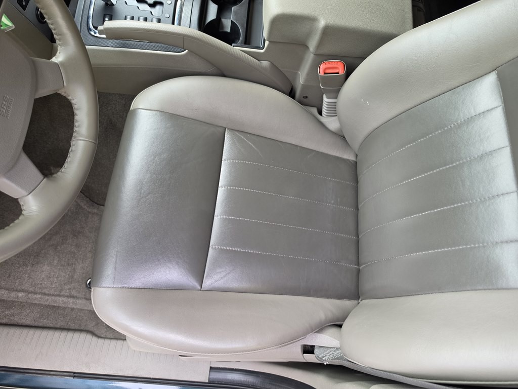 2005 Jeep Grand Cherokee Image 35