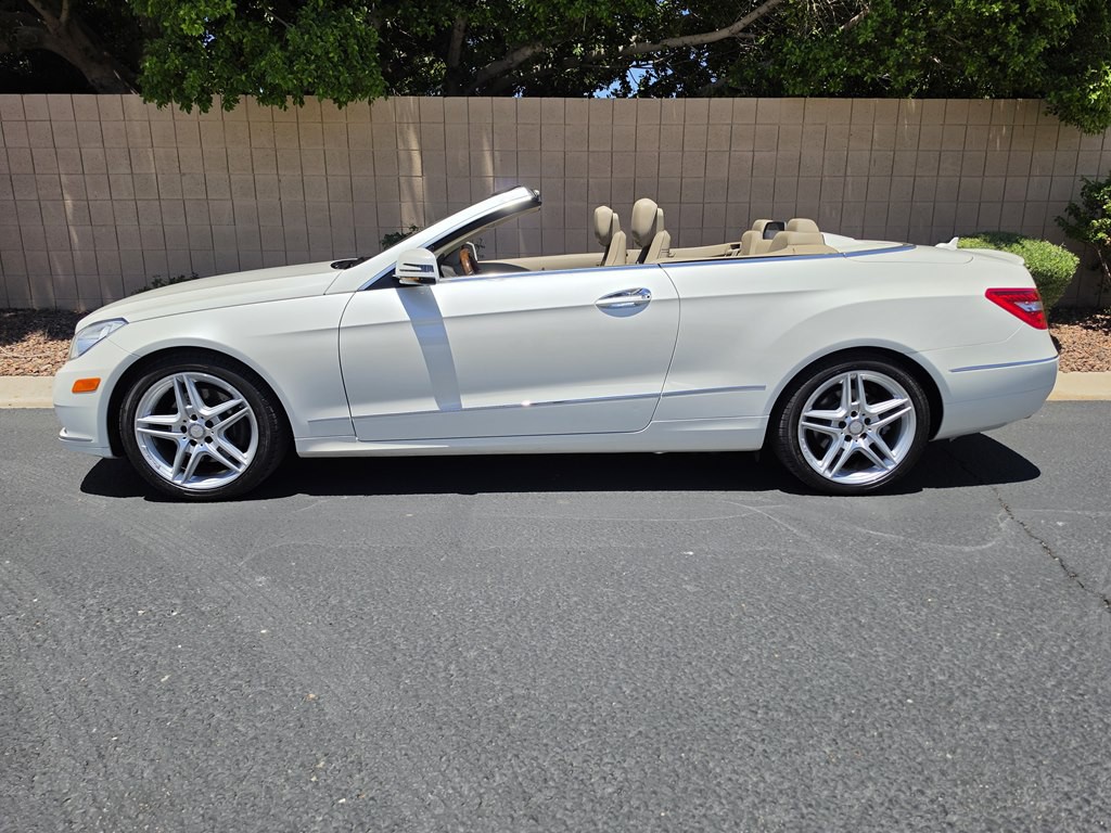 2013 Mercedes-Benz E-Class Image 16
