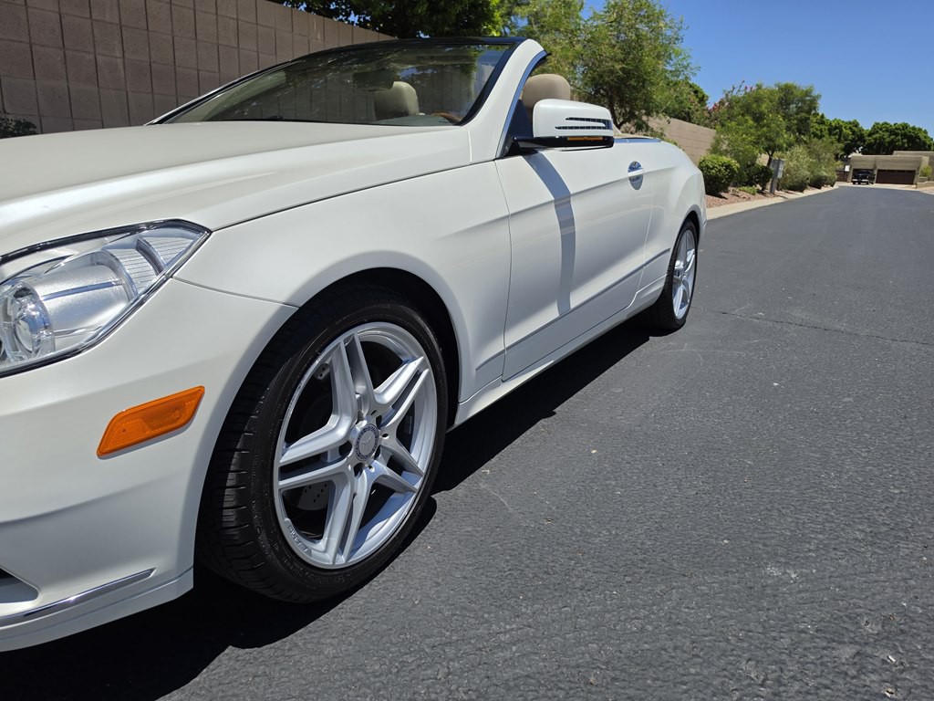 2013 Mercedes-Benz E-Class Image 18