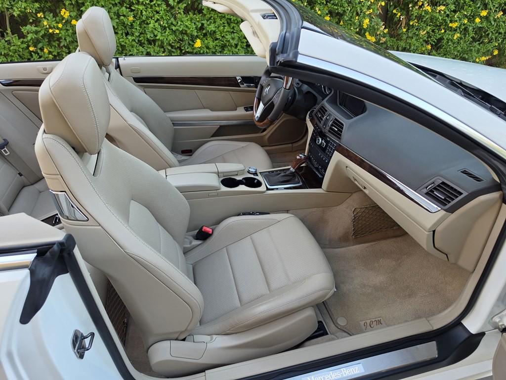 2013 Mercedes-Benz E-Class Image 25