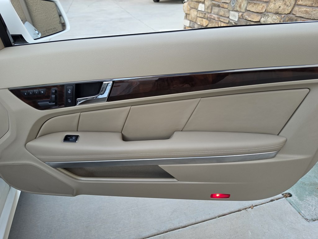 2013 Mercedes-Benz E-Class Image 28