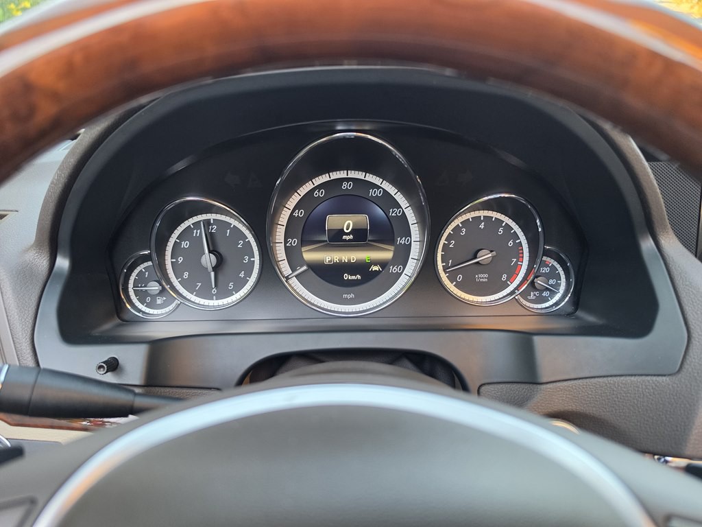 2013 Mercedes-Benz E-Class Image 42