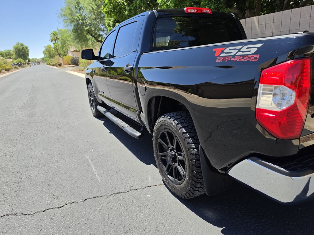 2018 Toyota Tundra Image 12