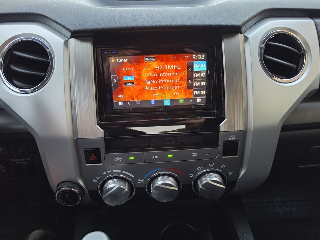 2018 Toyota Tundra Image 45