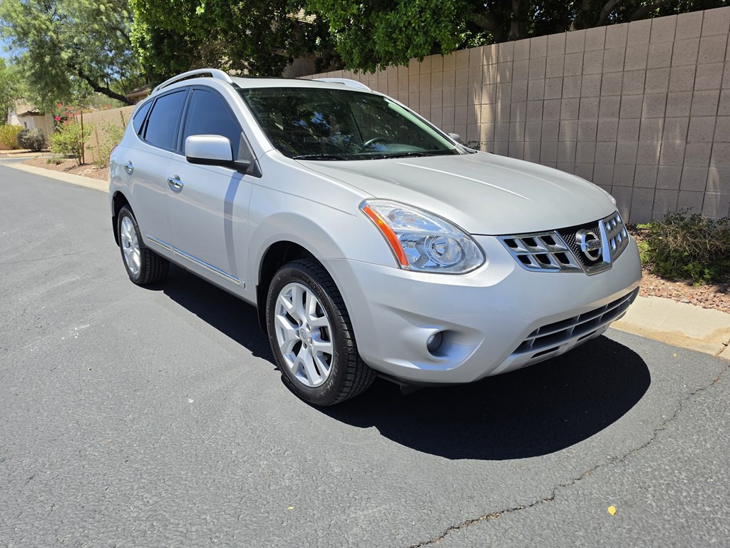 2011 Nissan Rogue Image 1