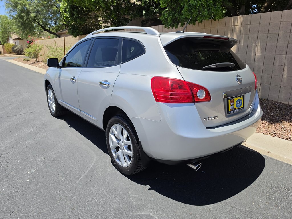 2011 Nissan Rogue Image 15