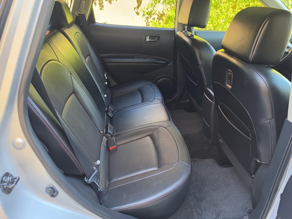 2011 Nissan Rogue Image 30