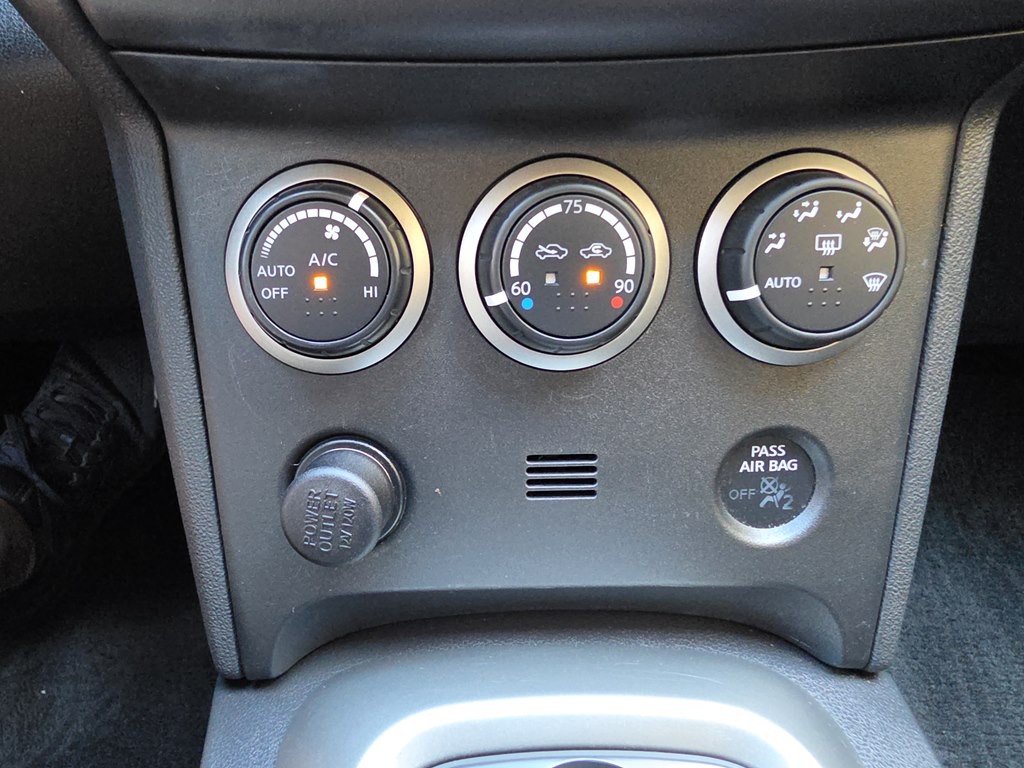 2011 Nissan Rogue Image 53