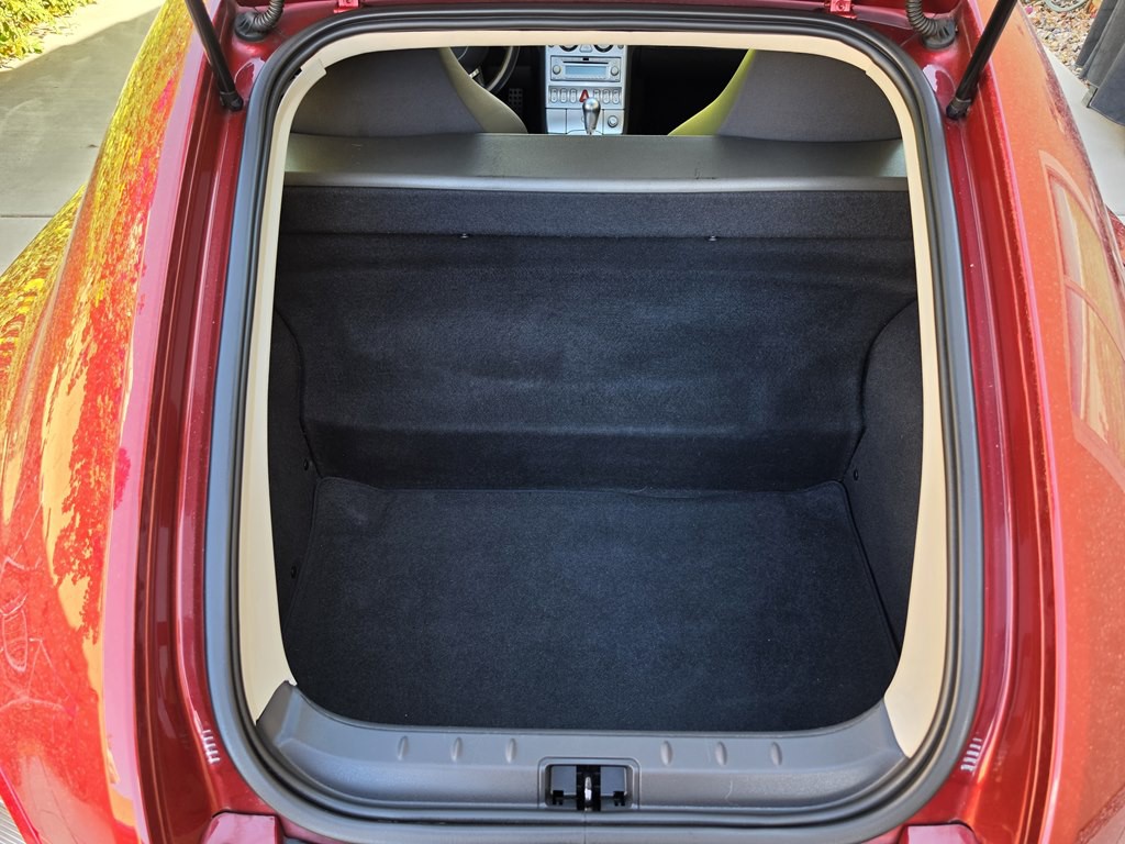 2004 Chrysler Crossfire Image 7