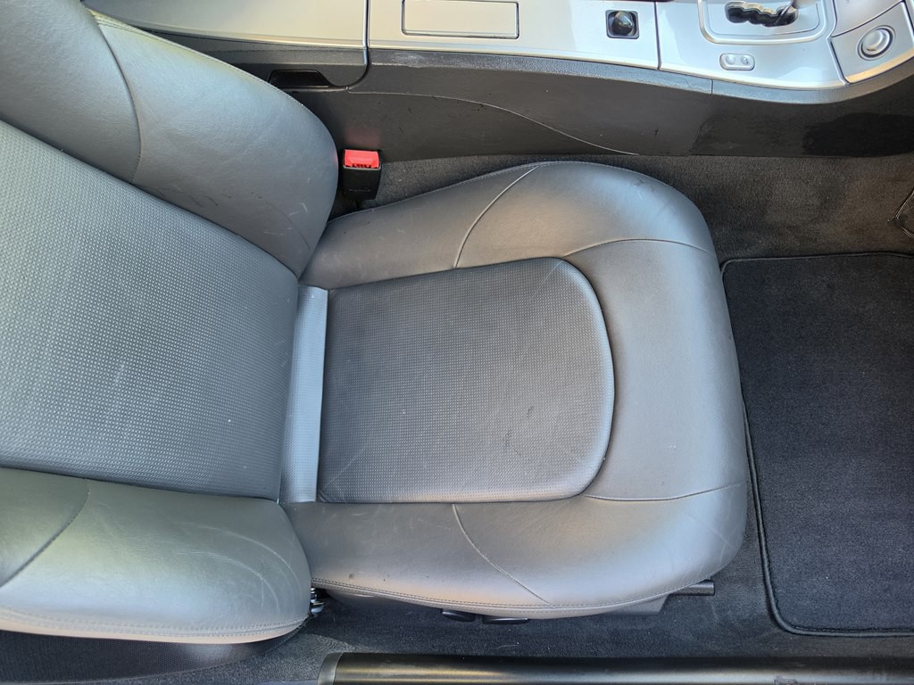 2004 Chrysler Crossfire Image 27