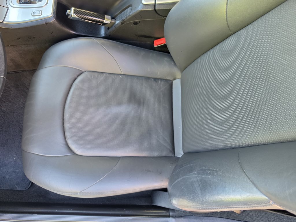 2004 Chrysler Crossfire Image 31