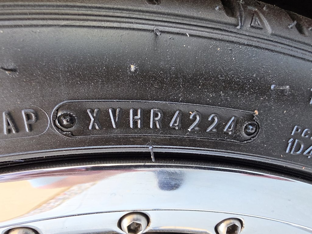 2004 Chrysler Crossfire Image 46