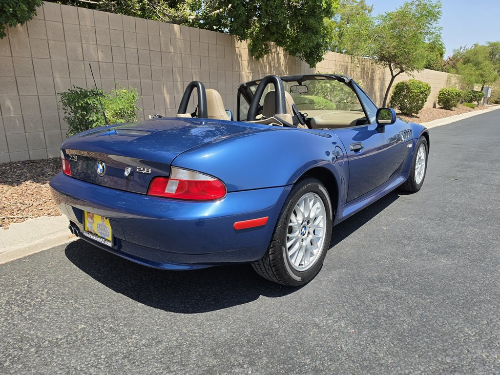 2000 BMW Z3 Image 3