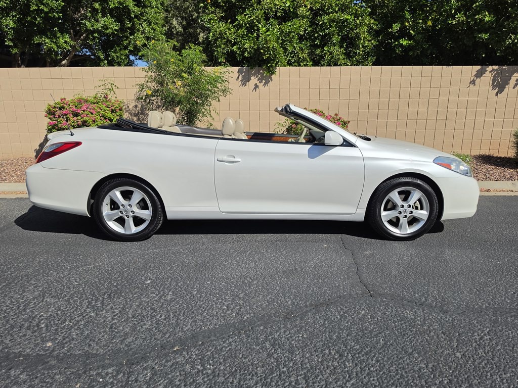 2007 Toyota Camry Image 2