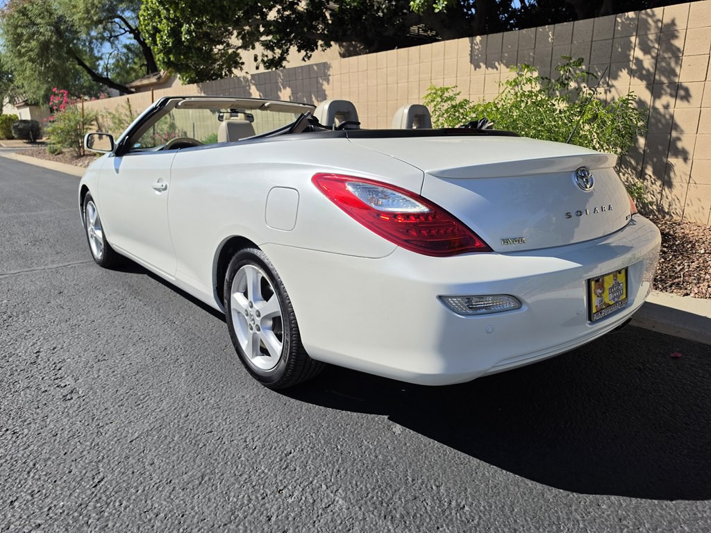 2007 Toyota Camry Image 6