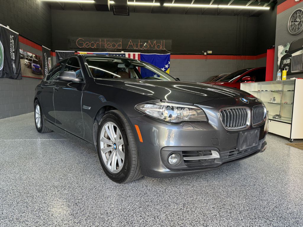 2015 BMW 5 Series Image 1