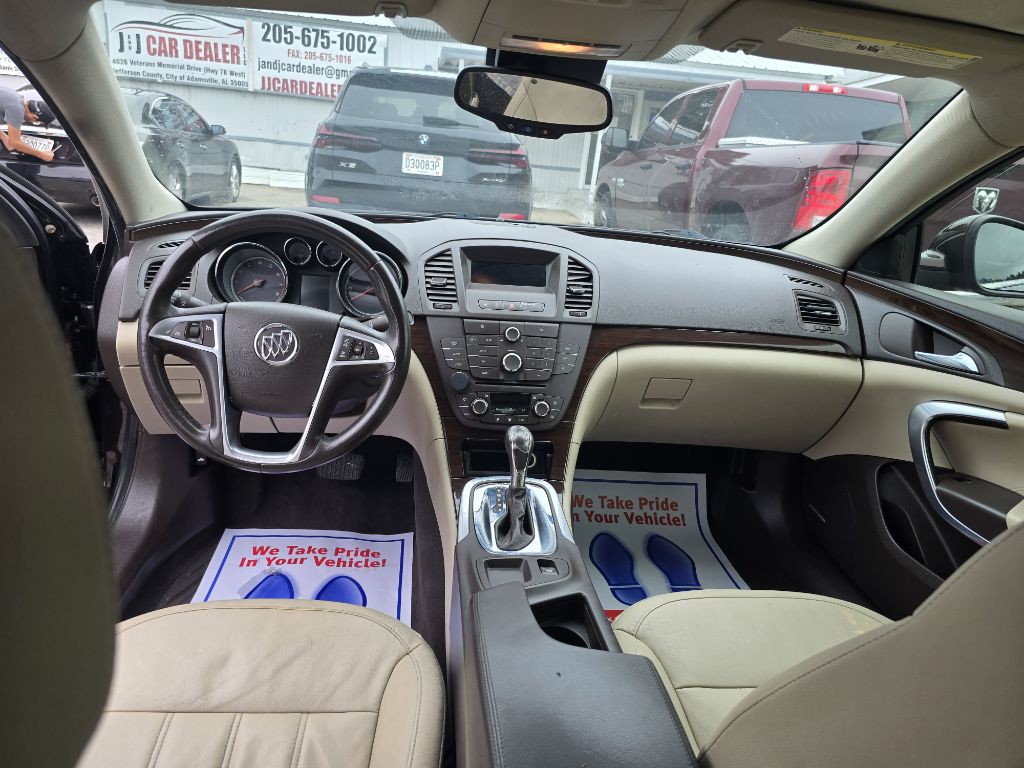 2011 Buick Regal Image 14