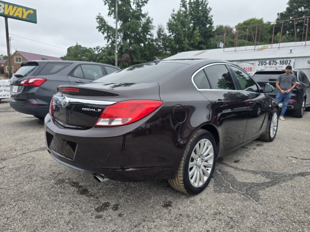 2011 Buick Regal Image 6