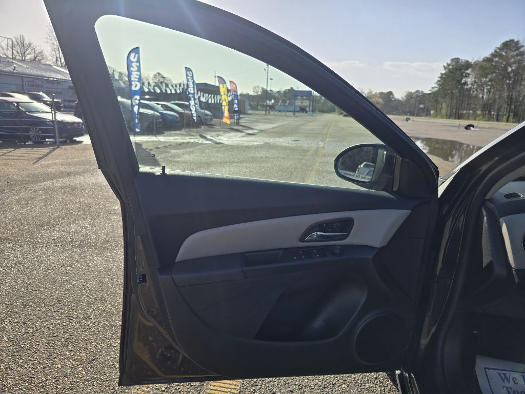 2014 Chevrolet Cruze Image 8