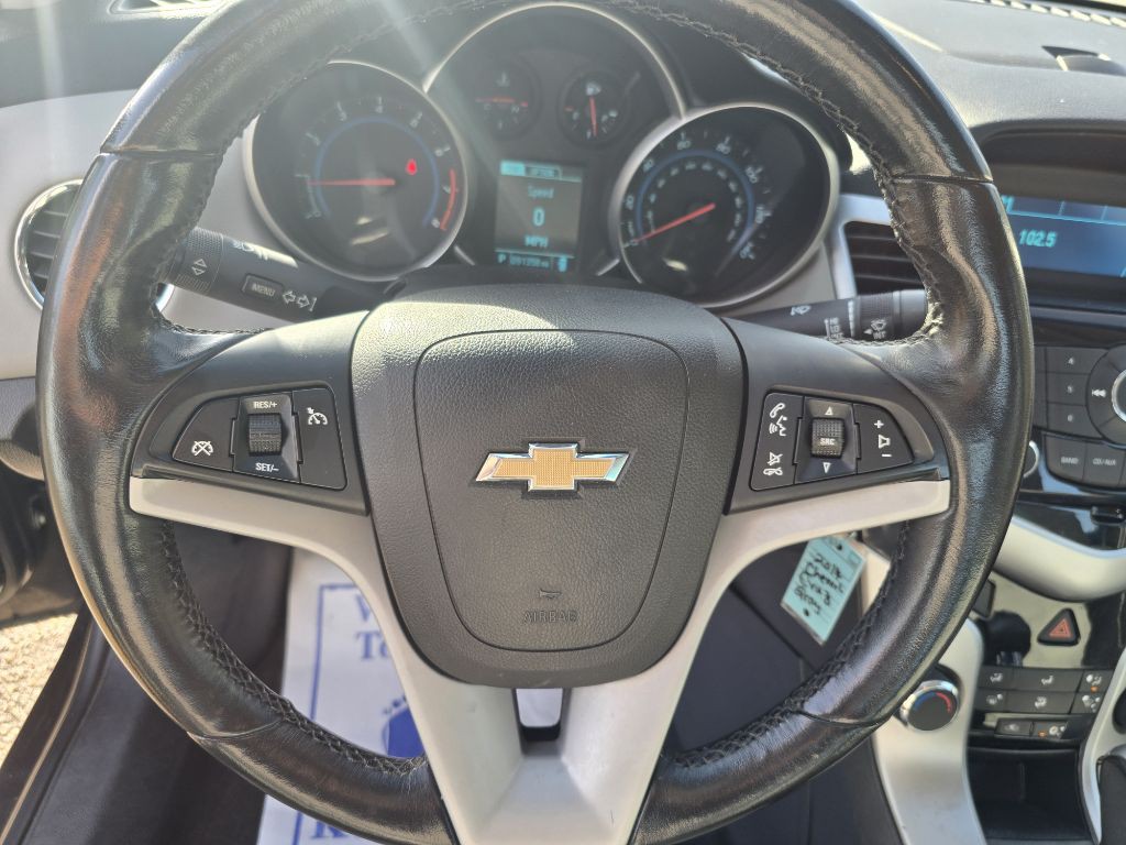 2014 Chevrolet Cruze Image 11