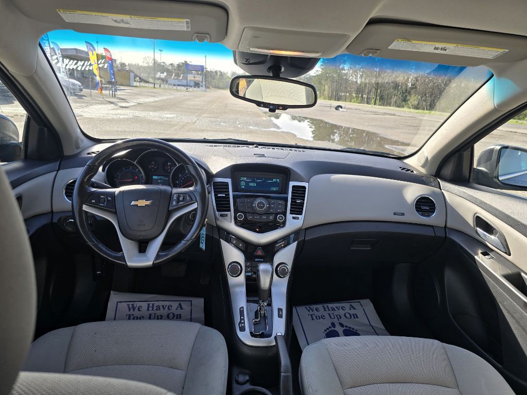 2014 Chevrolet Cruze Image 15