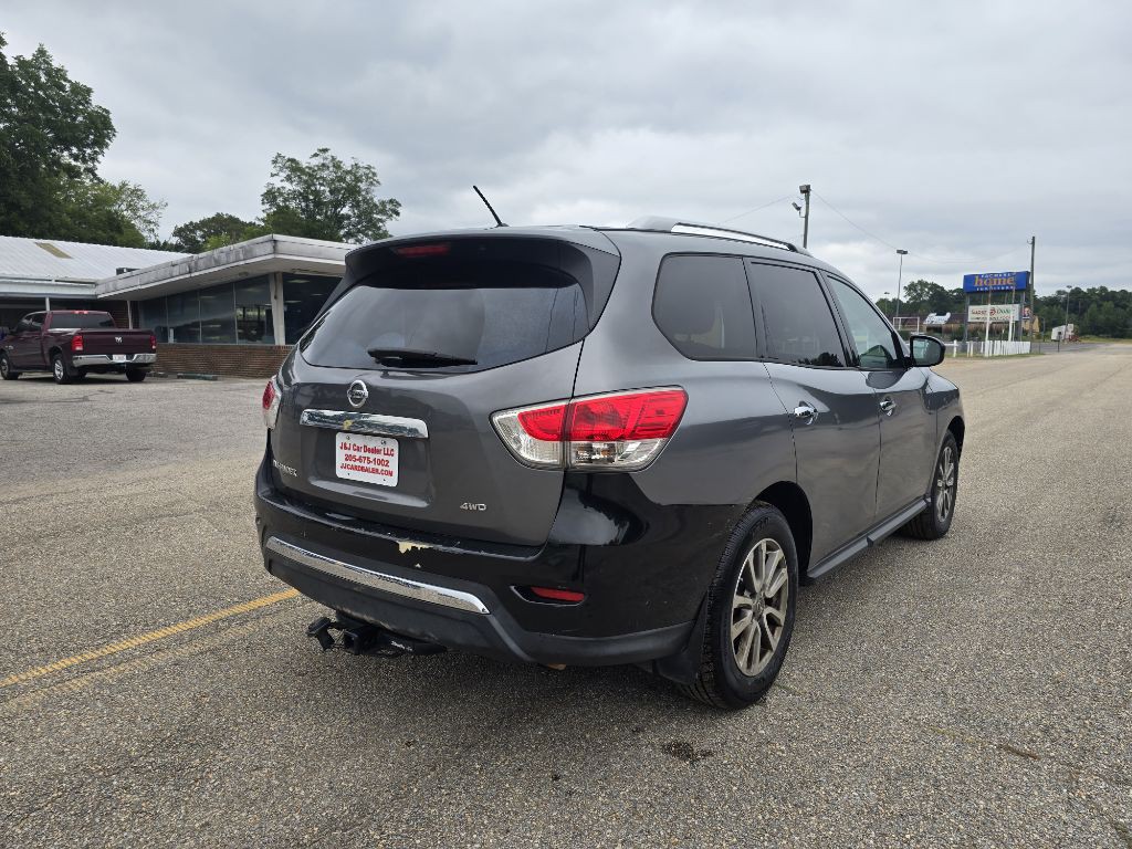 2016 Nissan Pathfinder Image 6