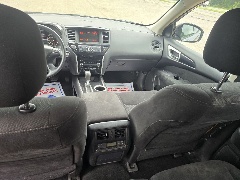 2016 Nissan Pathfinder Image 14