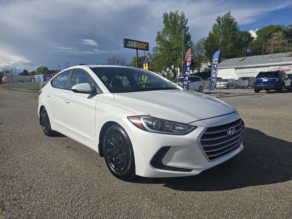 2018 Hyundai Elantra Image 3