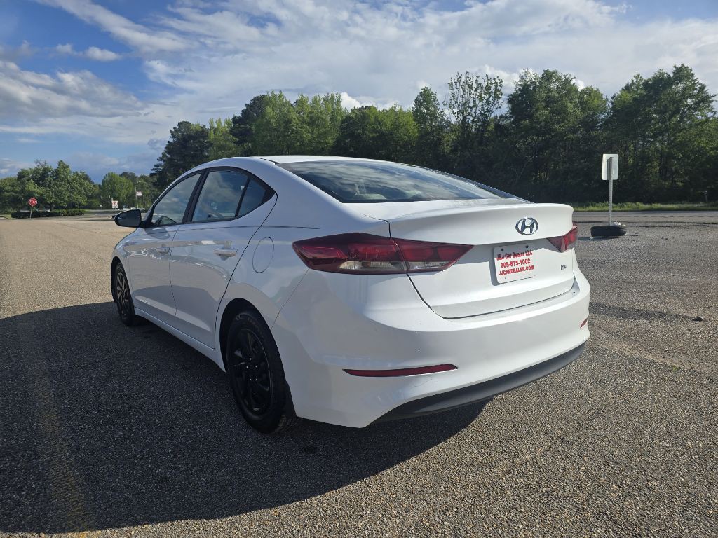2018 Hyundai Elantra Image 9