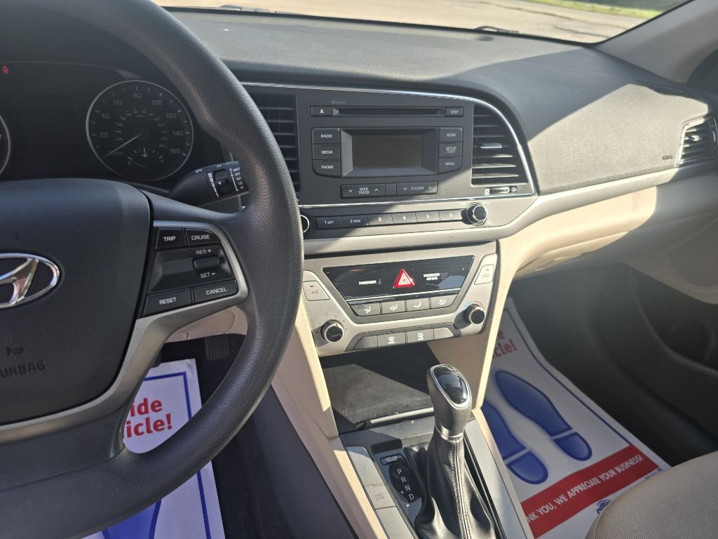 2018 Hyundai Elantra Image 13