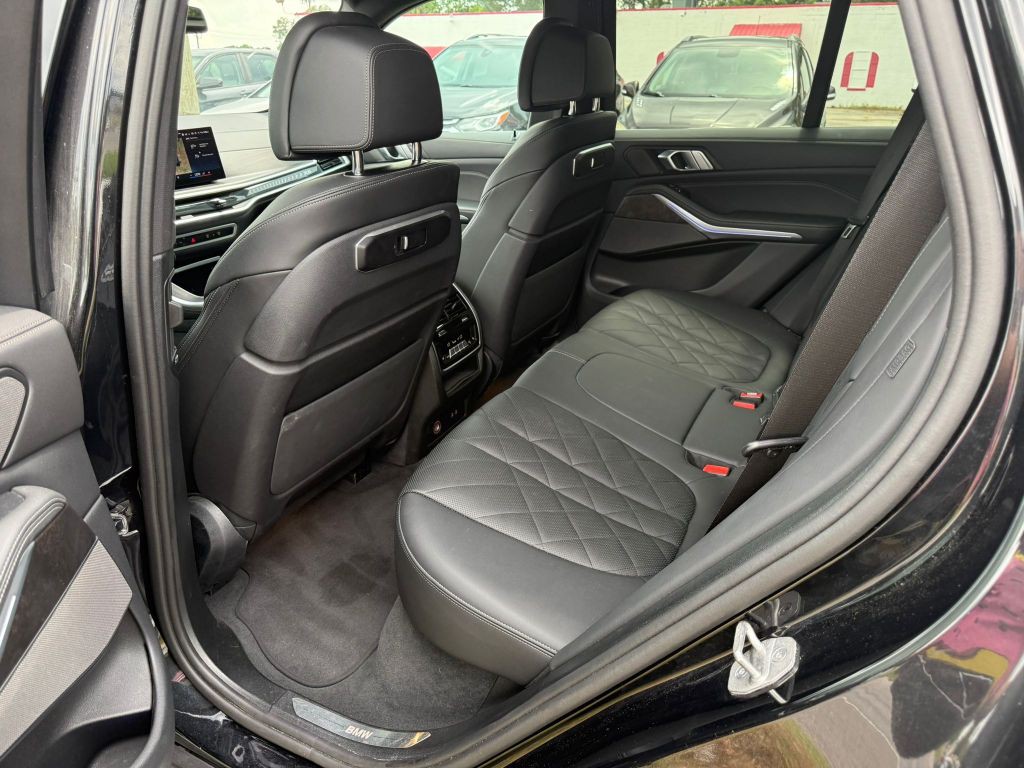 2024 BMW X5 Image 17