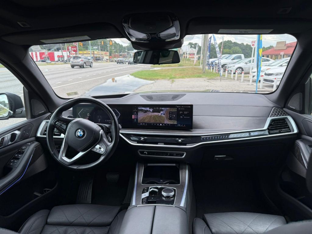 2024 BMW X5 Image 12