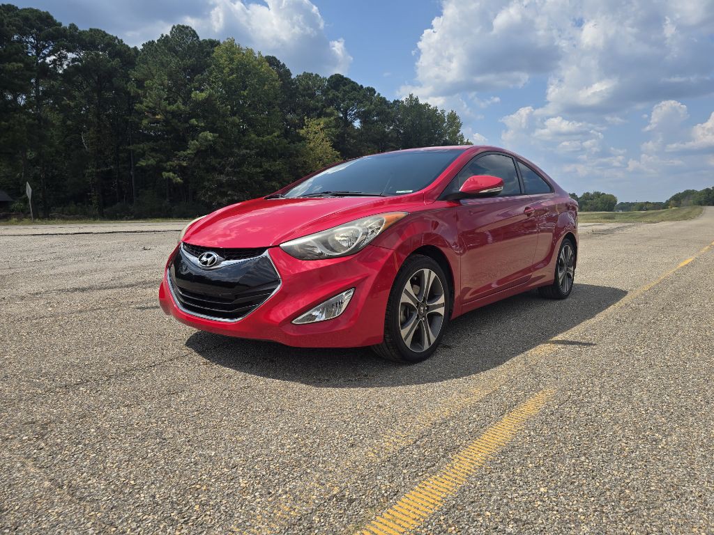 2013 Hyundai Elantra Image 1