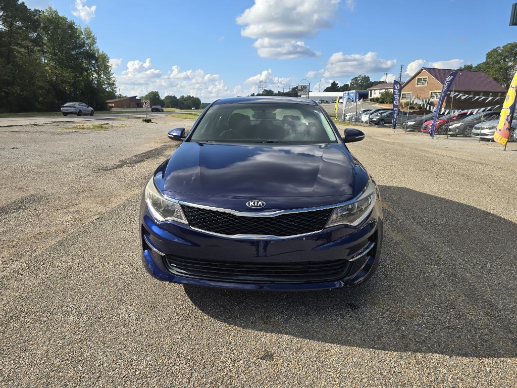 2018 Kia Optima Image 2
