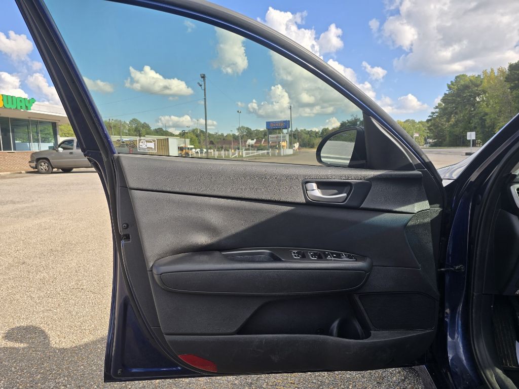 2018 Kia Optima Image 10