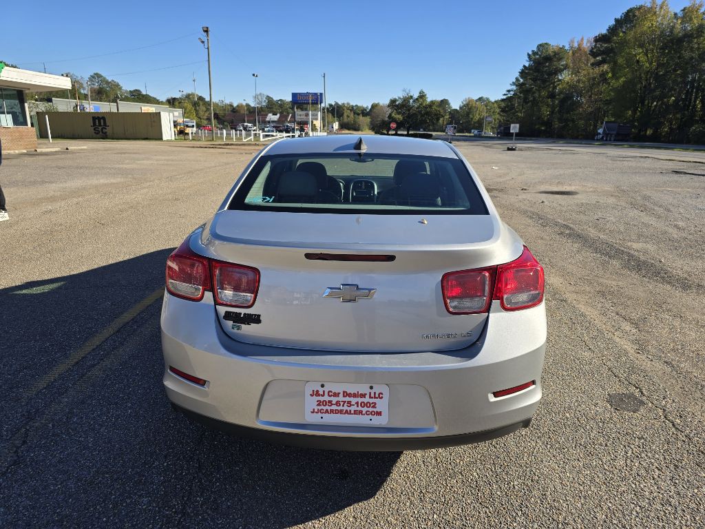 2015 Chevrolet Malibu Image 8
