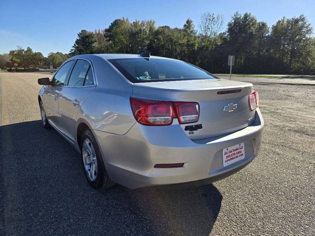 2015 Chevrolet Malibu Image 9