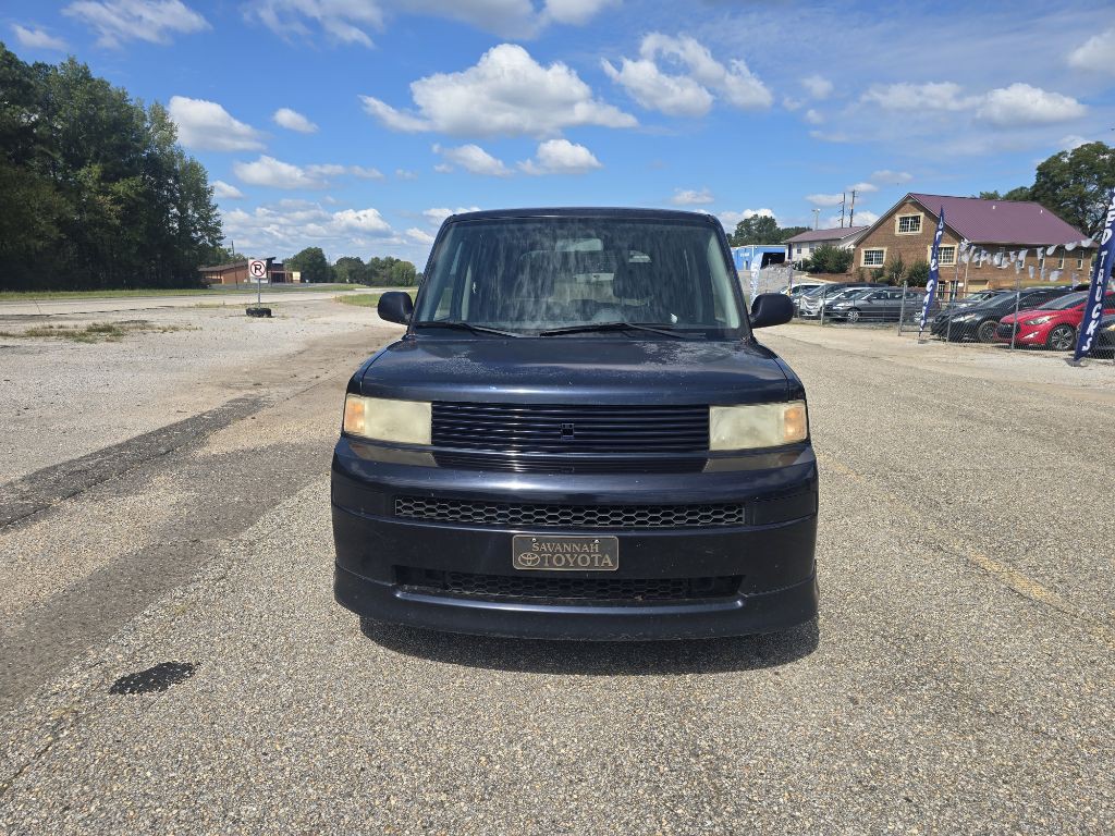 2004 Scion xB Image 2