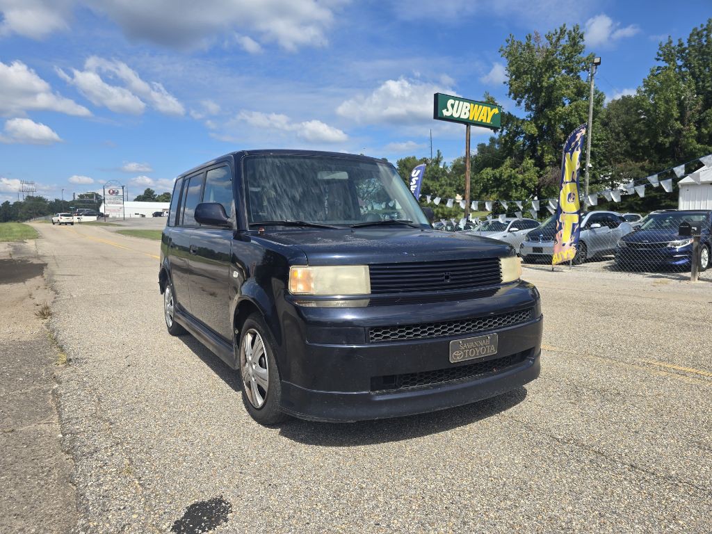 2004 Scion xB Image 3