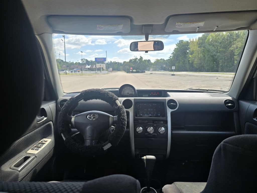 2004 Scion xB Image 14