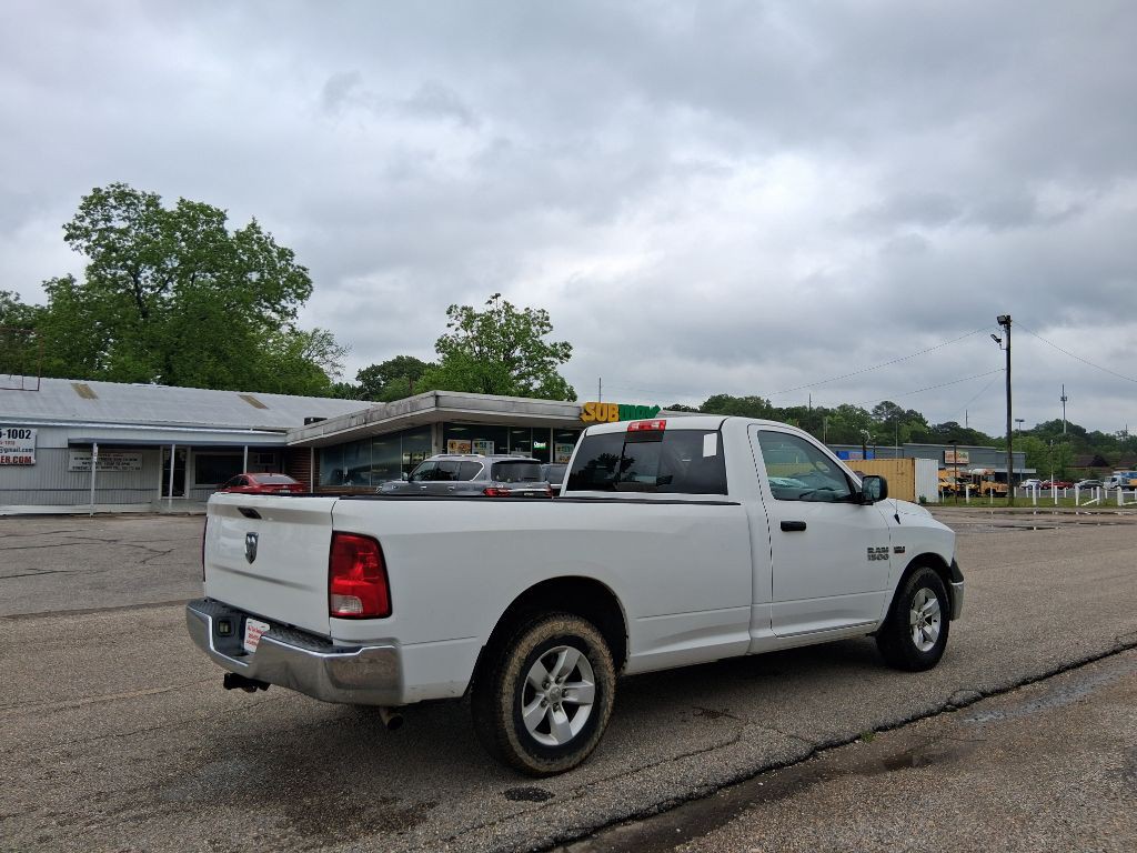 2014 RAM 1500 Image 4