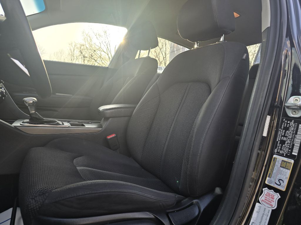 2020 Kia Optima Image 11