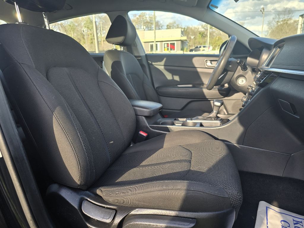 2020 Kia Optima Image 16